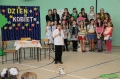 Zdjęcie: Być kobietą ... - obchody Dnia Kobiet w Szkole Podstawowej w Sicinach